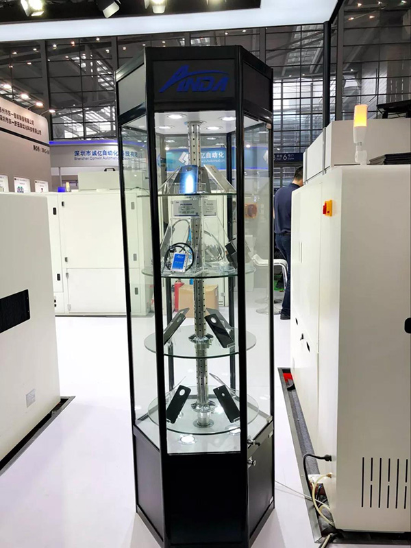 实时报道】聚焦ag贵宾厅｜3D曲面玻璃展