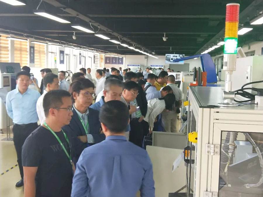 ag贵宾厅 | 苏州电子智能制造国际高峰论坛暨答谢晚宴完满举办