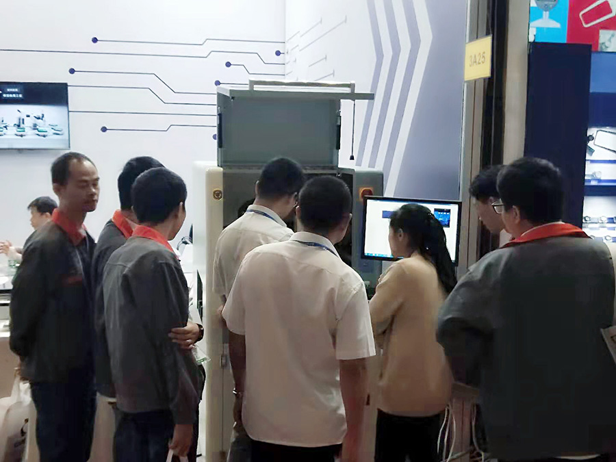 实时 | ag贵宾厅新机亮相2019大湾区工业博览会